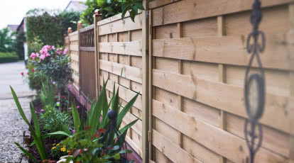 Pomysł na stylowe ogrodzenie ogrodu