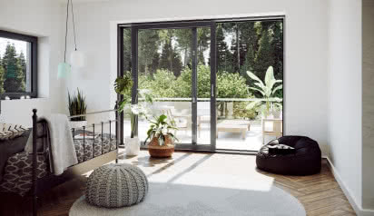 Sposób na duże i funkcjonalne przeszklenia w domu