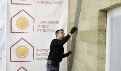 Czy budynki w Polsce ociepla się z gwarancją producenta systemu ociepleń?