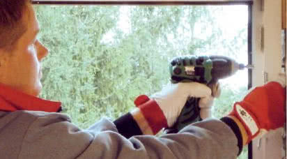 Na jakie parametry zwrócić uwagę wymieniając okna?