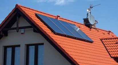 Ogniwa fotwoltaiczne. Jak działają i ile energii dostarczają?