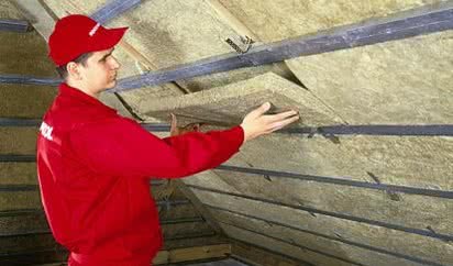 Jak samodzielnie docieplić poddasze?