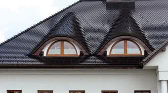 Eleganckie i nowoczesne rozwiązania dachowe na obiektach zabytkowych i stylizowanych