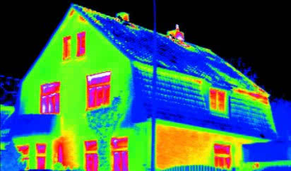 Dobra izolacja cieplna budynku to oszczędność pieniędzy