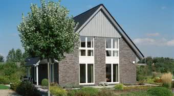 Dom energooszczędny - dobór materiałów dachowych i elewacyjnych