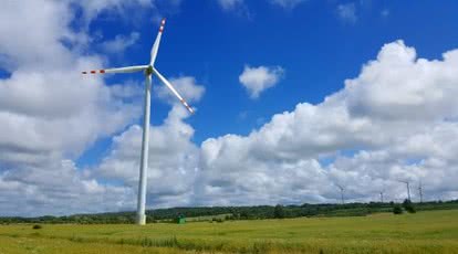 Sejm uchwalił poselską nowelizację ustawy o OZE