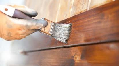 Impregnowanie i malowanie drewna