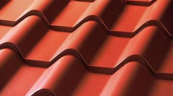 Czy warto uszczelniać membrany dachowe?