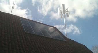 Elektrownie pionowe i panele fotowoltaiczne Electric Wind